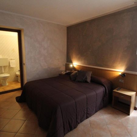Hotel Avogadro Сан Пелегрино Терме Екстериор снимка